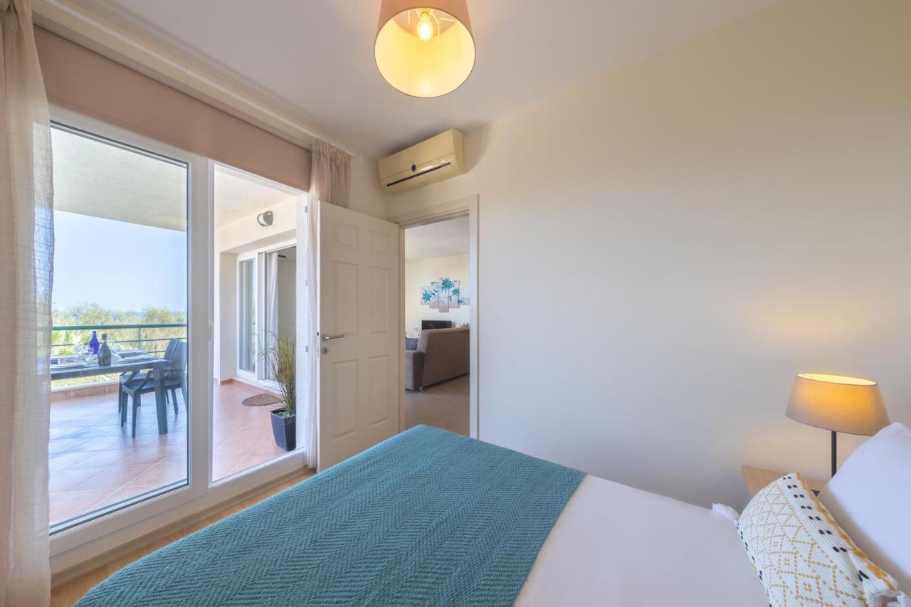 Thalassa Beach Family & Waterpark Resort Vokolidha ภายนอก รูปภาพ